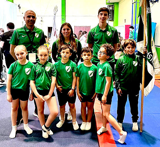 Atletas do GS Carcavelos no pódio do “Torneio Individual João Cruz”(tx)