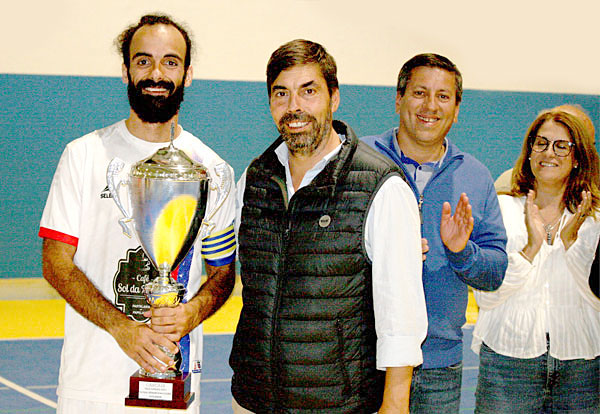 Sassoeiros é campeão da “Taça de Cascais 2025” * Bairro da Tojeira recebeu a “Taça Disciplina”(tx)