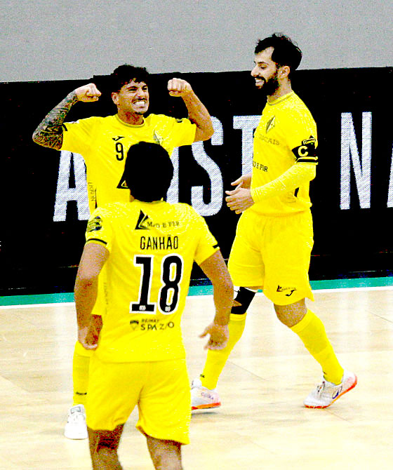 Quinta dos Lombos inicia “Liga Placard” com vitória (8-4) sobre o Eléctrico FC * Grande exibição de Tiago Pinto(tx)