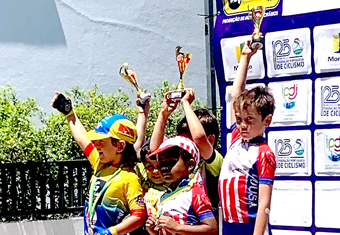 Jovens da Escola de Matos Cheirinhos  no “Prémio Juvenil Cidade do Montijo”(T)