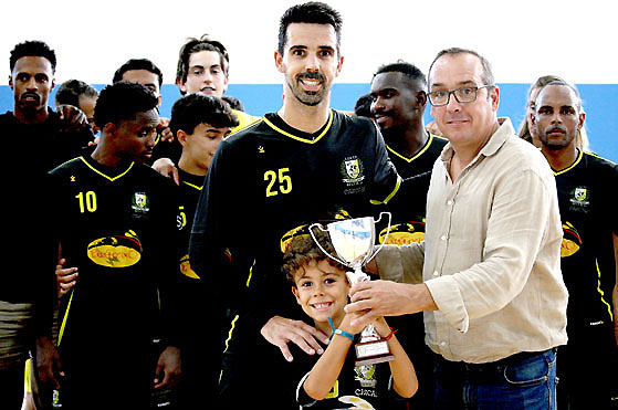 Leões de Porto Salvo vence Reguilas de Tires e conquista o “Troféu Fernando Gonçalves”(tx)