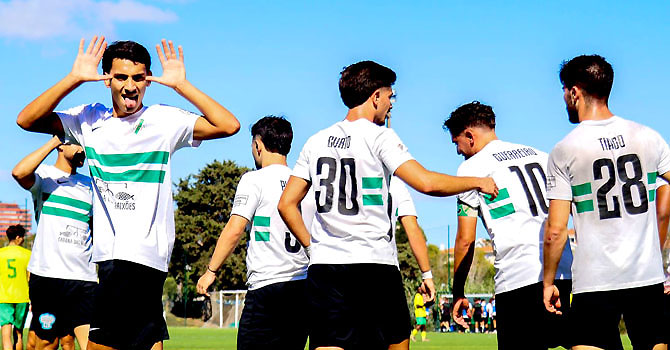 Carcavelos e Cascais abrem com goleadas, Fontainhas, Tires e Leões vencem dérbis(T)