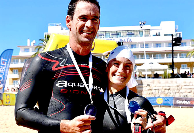 Andrea De La Hera e Mikel Garcia vencem 11.ª edição da “Swim Challenge Cascais”(T)
