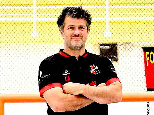 Equipa sénior feminina do Parede FC na “Taça Professor João Campelo 2025”(tx)